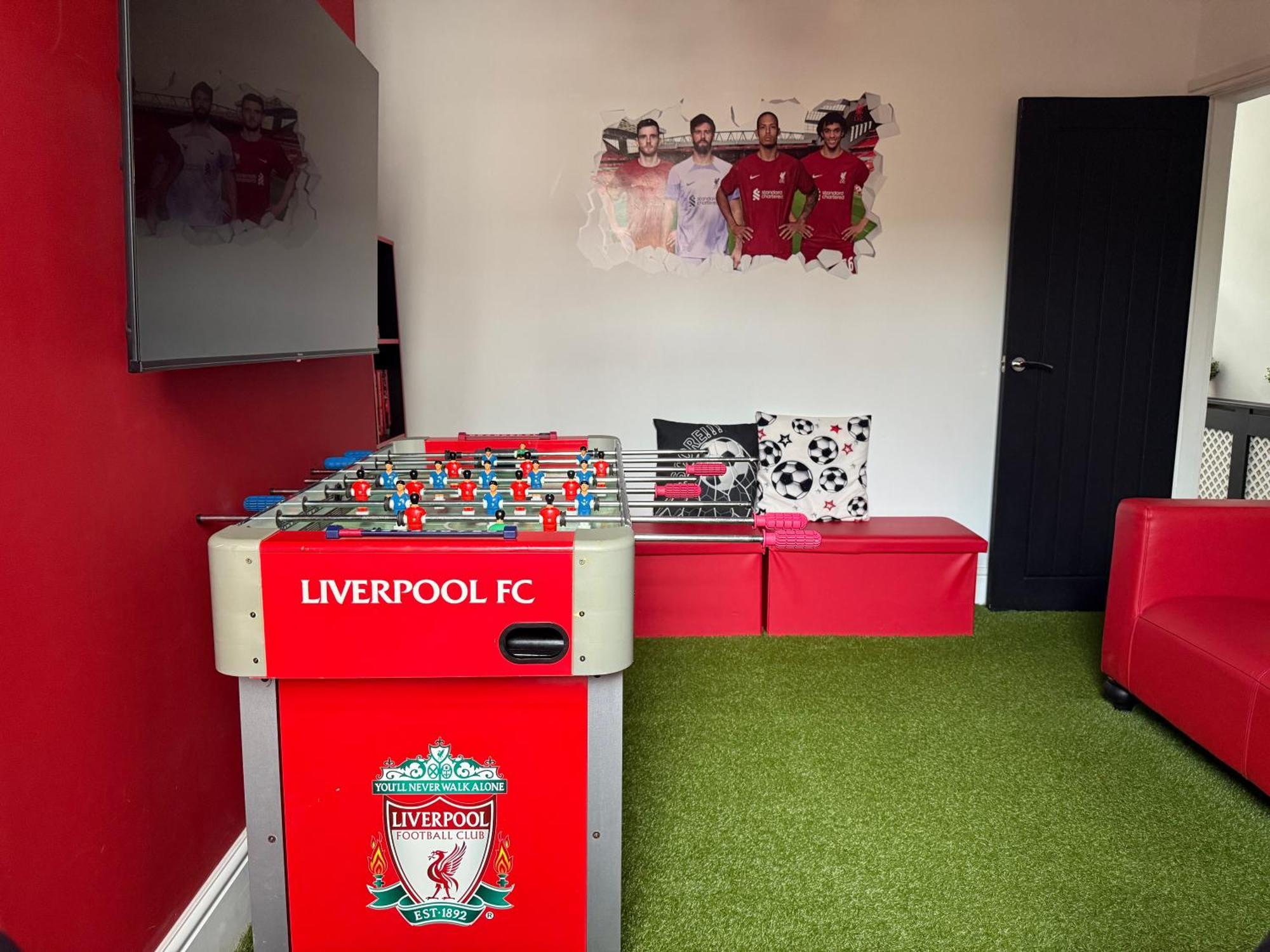 Anfield Abode - Entire Lfc Themed House Villa ลิเวอร์พูล ภายนอก รูปภาพ